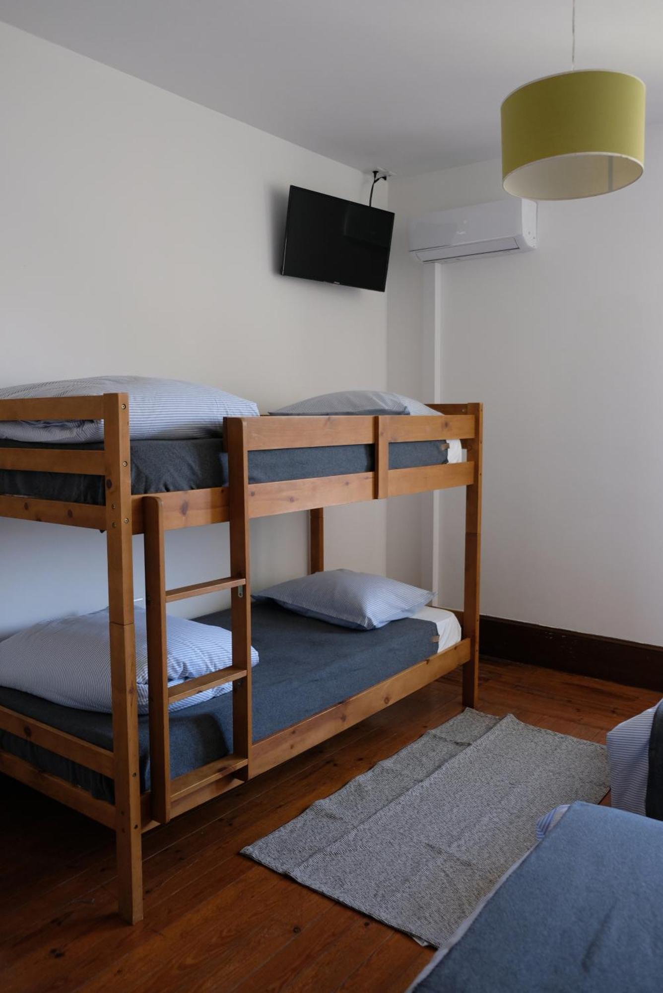Yellow Inn Aveiro Ngoại thất bức ảnh