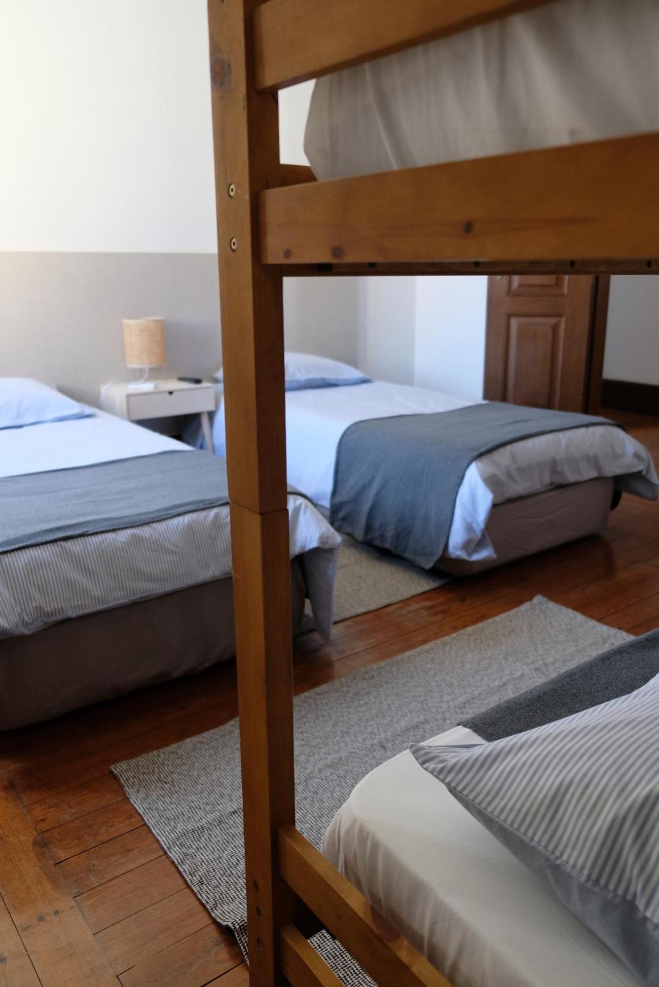 Yellow Inn Aveiro Ngoại thất bức ảnh