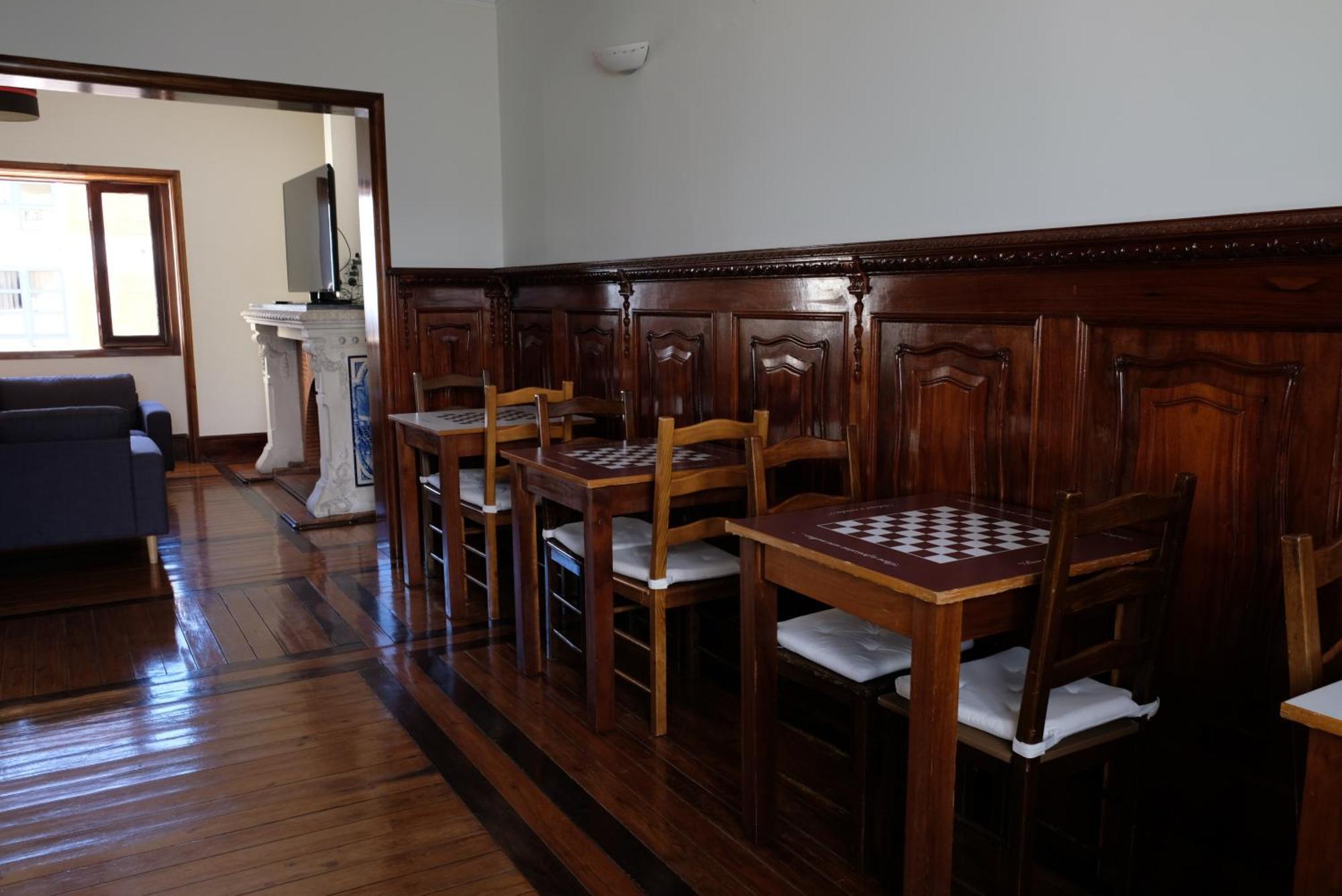 Yellow Inn Aveiro Ngoại thất bức ảnh