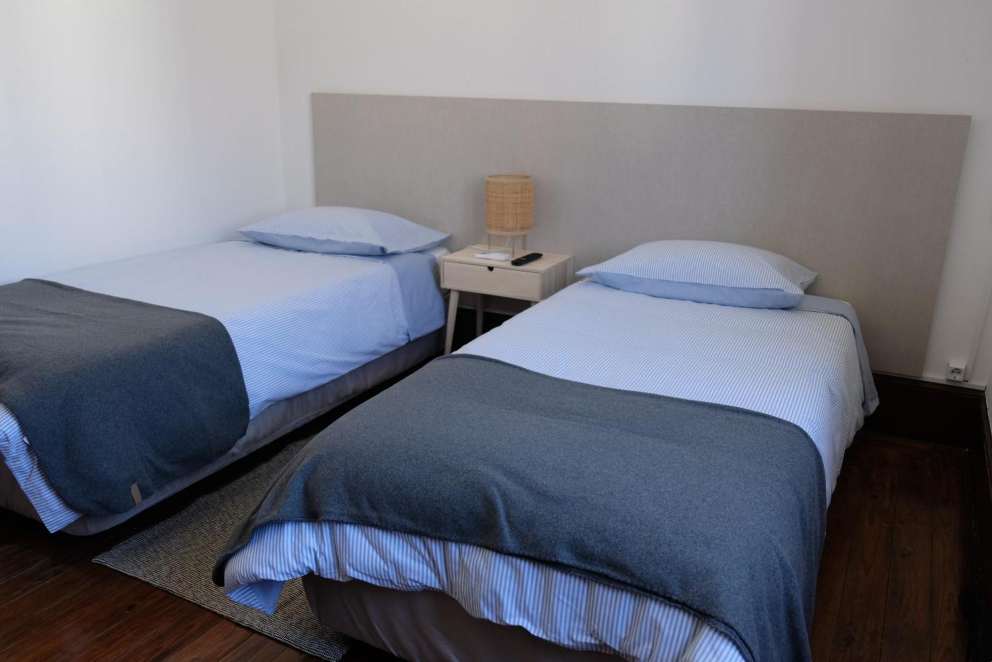 Yellow Inn Aveiro Ngoại thất bức ảnh